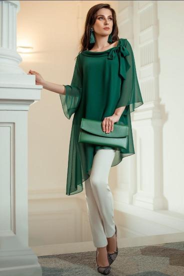 Elegante tunica in tessuto semitrasparente con fiocco decorativo  Ginette, verde scuro
