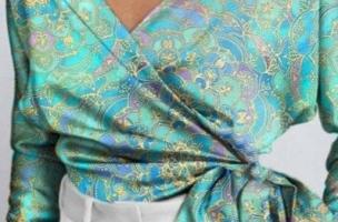 Elegante blusa con stampa  Roveretta, celeste