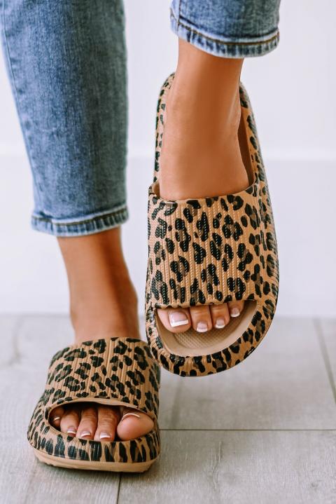 Pantofole con stampa leopardata, leopardo