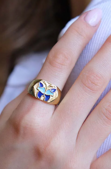 Elegante anello con motivo a farfalla, colore blu