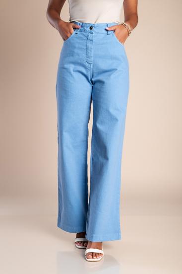 Jeans con gamba larga, colore azzurro