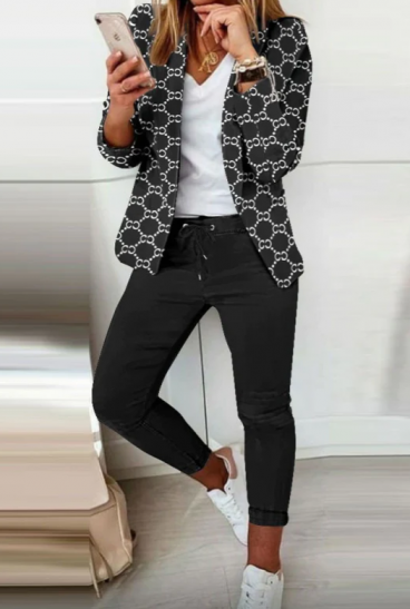 Completo pantalone con blazer elegante con stampa Estrena, bianco/nero