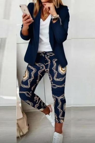 Completo blazer e pantaloni eleganti con stampa Estrena, blu scuro/stampa