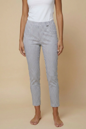 Pantaloni lunghi eleganti con stampa a righe, bianchi