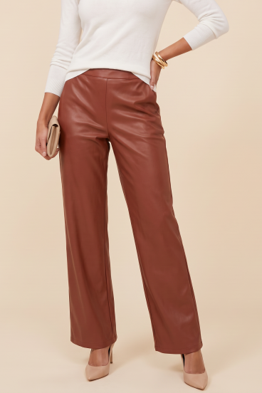 Pantaloni in ecopelle, Brandy