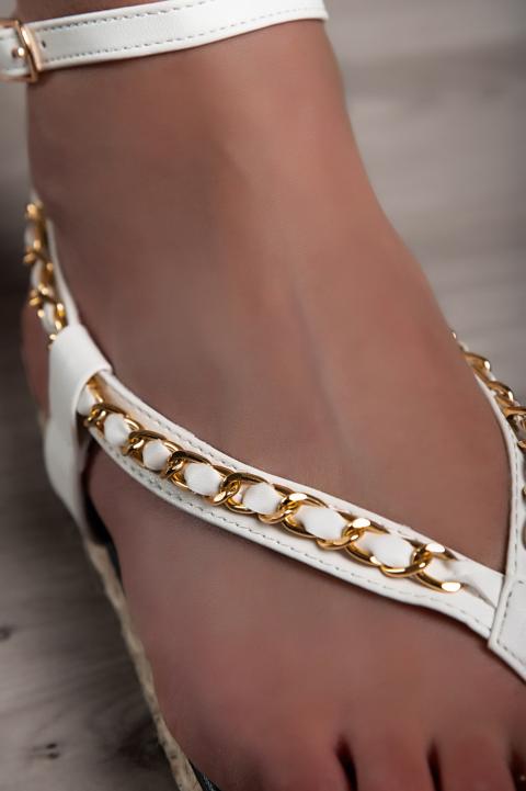 Sandali con catena decorativa, bianco